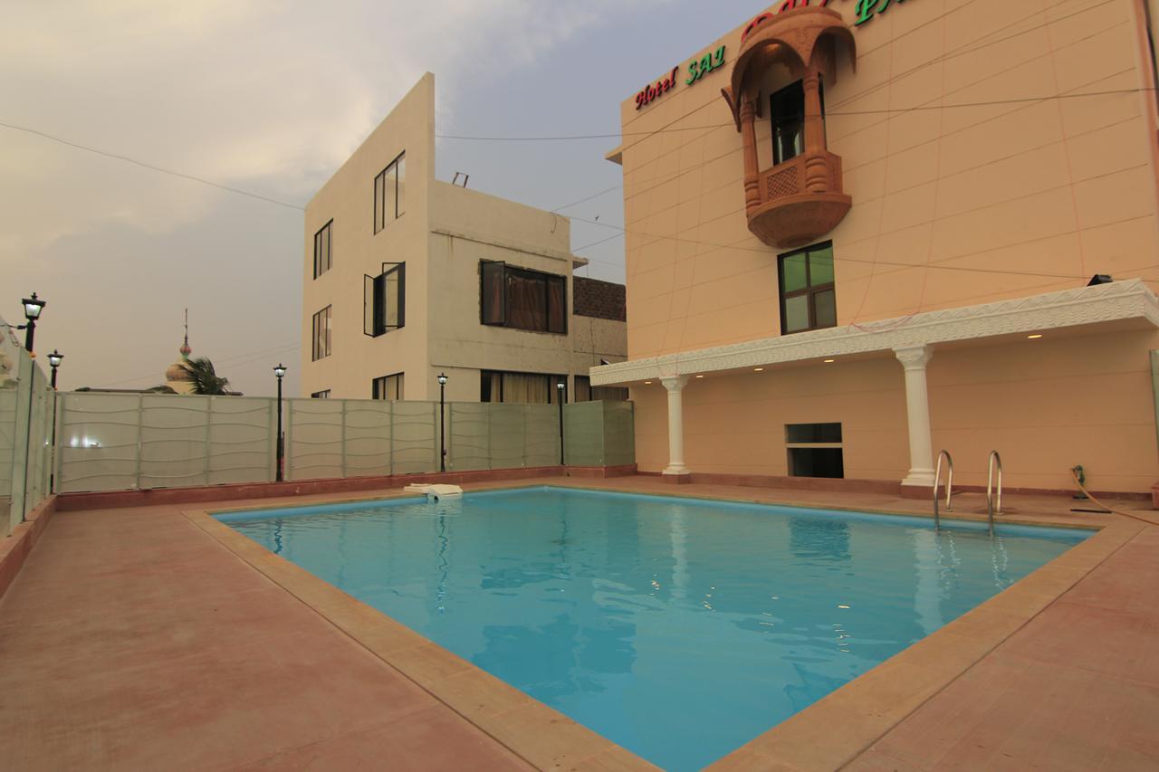 Hotel Sai Dharam Palace Shirdi Ngoại thất bức ảnh