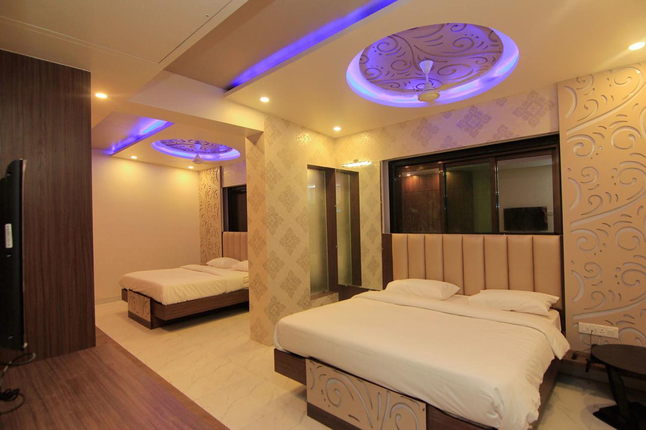 Hotel Sai Dharam Palace Shirdi Ngoại thất bức ảnh